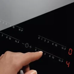 Electrolux KIV834 80cm Induction Hob - Black -Home Kitchen e l electrolux kiv834 display