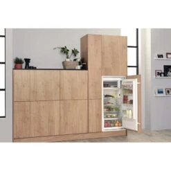 Hotpoint HSZ 12 A2D.UK 1 Built In Fridge With Ice Box - White -Home Kitchen h o hotpoint hsz12a2duk1 5