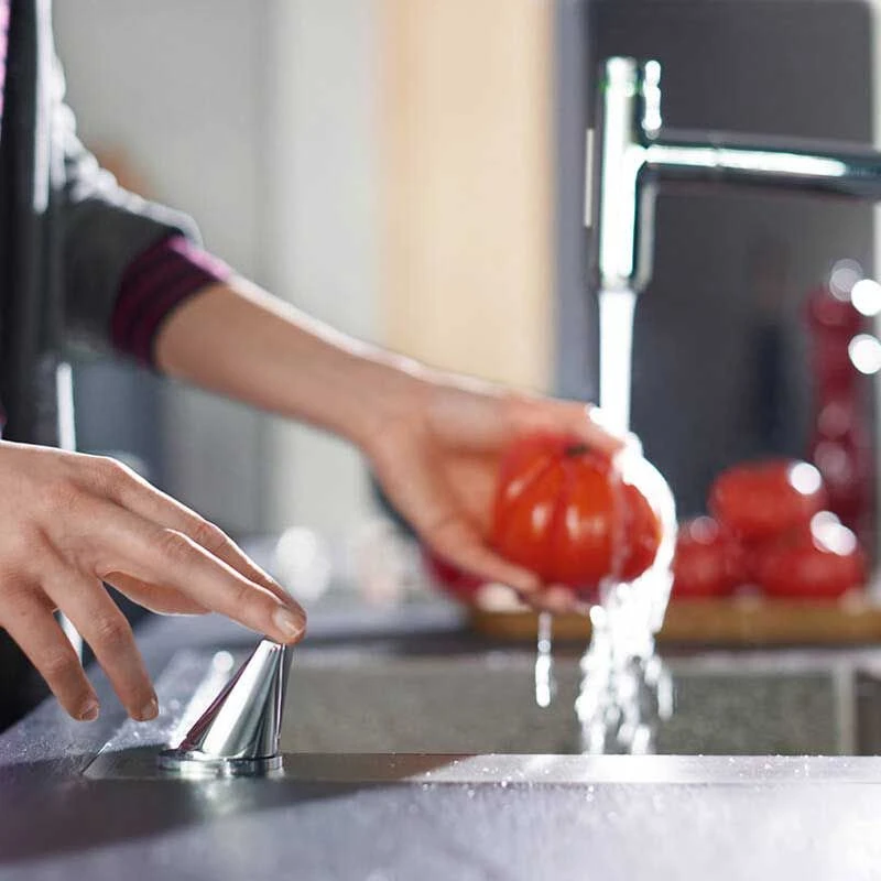 Hansgrohe Metris Select M71 2-Hole Single Lever Kitchen Tap Mixer 200 With Pull-Out Spray & Sbox 2 Spray Modes - Chrome - 73818000 7 Hansgrohe Metris Select M71 2-Hole Single Lever Kitchen Tap Mixer 200 With Pull-Out Spray & Sbox 2 Spray Modes - Chrome - 73818000 - Image 5