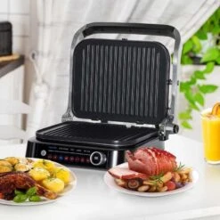 HOMCOM 2100W Health Grill & Pannini Maker - Black - 800-110V70