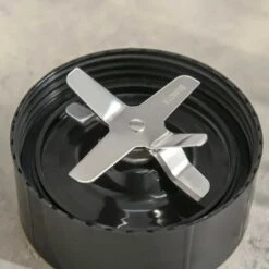 HOMCOM 1000W Countertop Blender & Smoothie Maker - Black - 800-131V70 16 HOMCOM 1000W Countertop Blender & Smoothie Maker - Black - 800-131V70 -Home Kitchen homcom 800131v70 blade