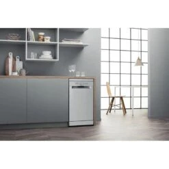 Hotpoint HSFE 1B19S UK N Free Standing 45cm Dishwasher - Silver -Home Kitchen hotpoint hsfe 1b19s uk n 2