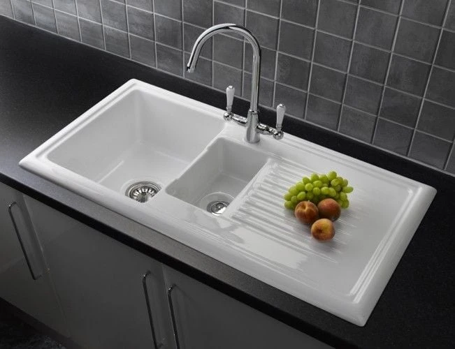 Reginox Regi-Ceramic 1.5 Bowl Kitchen Sink Including Waste - White - RL 301 CW 8 Reginox Regi-Ceramic 1.5 Bowl Kitchen Sink Including Waste - White - RL 301 CW - Image 6